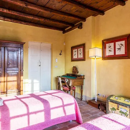 Vila Il Roseto 10, Emma