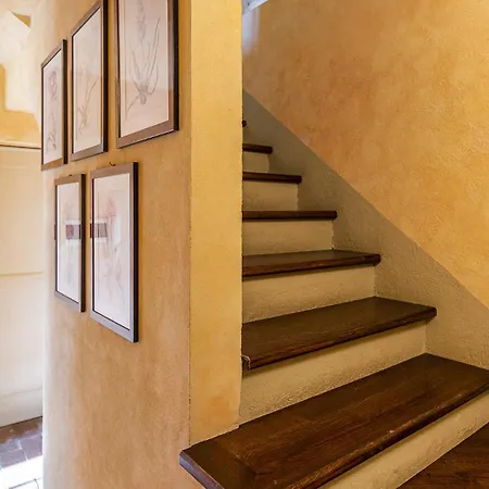 Il Roseto 10, Emma 빌라