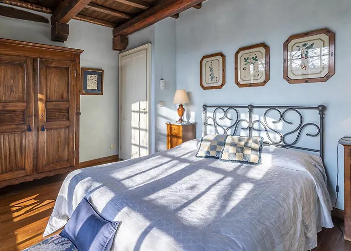 Il Roseto 10, Emma Вилла *