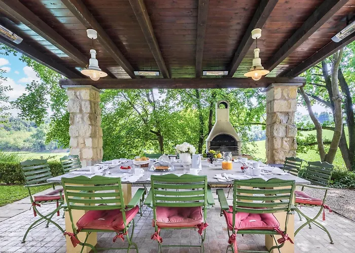 Villa Il Roseto 10, Emma *