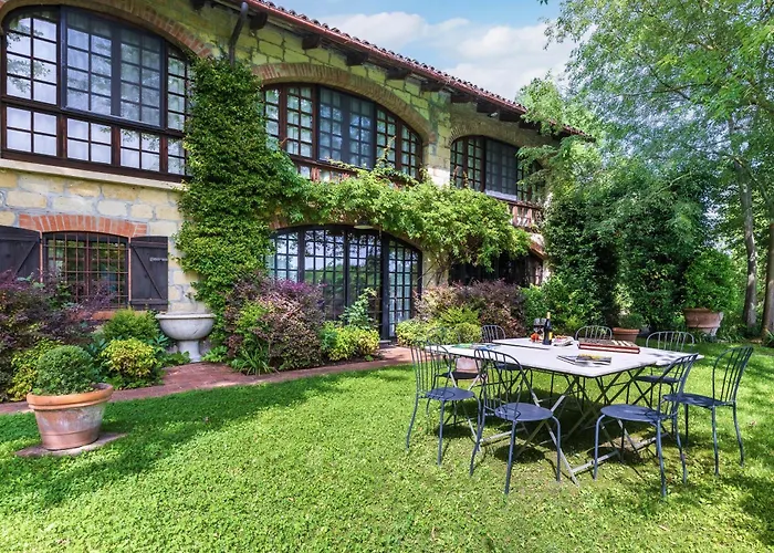 Il Roseto 10, Emma Вилла Terruggia